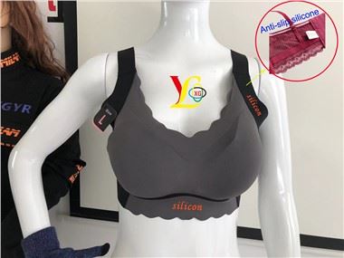 衣服への液状シリコーン塗布